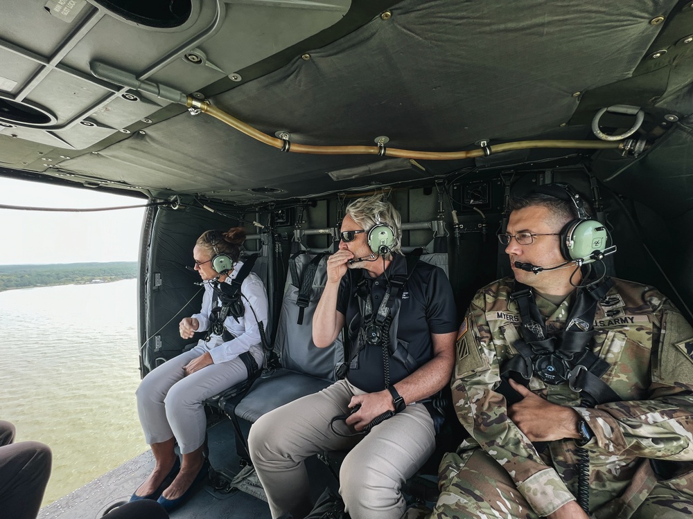 Baltimore District Hosts Senate Staff for Chesapeake Bay Projects Tour
