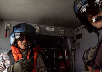 Malaysian Observers Take Part in Flight Ops on USCGC Munro