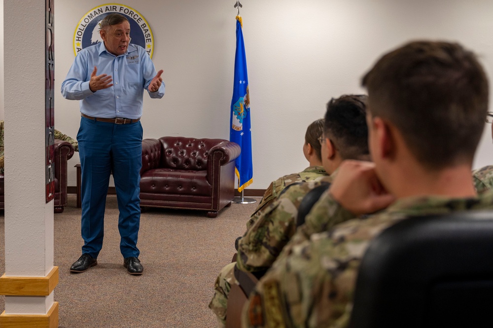 Retired CMSAF #13 visits Holloman