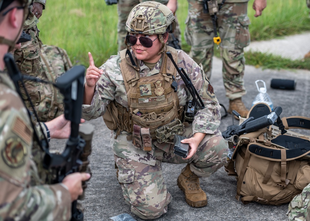 Exercise Iron Hand 23-08