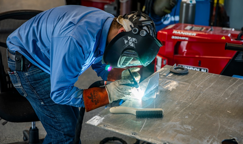 Galveston District puts renovated maintenance building to use