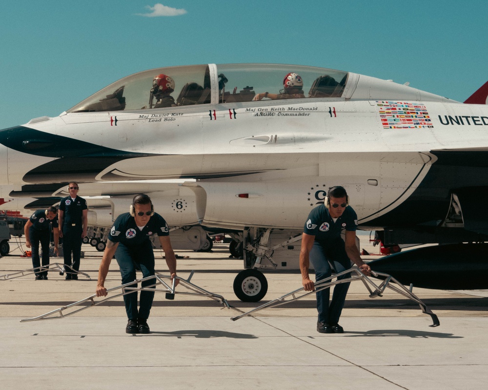 Thunderbirds get Noisy in Boise