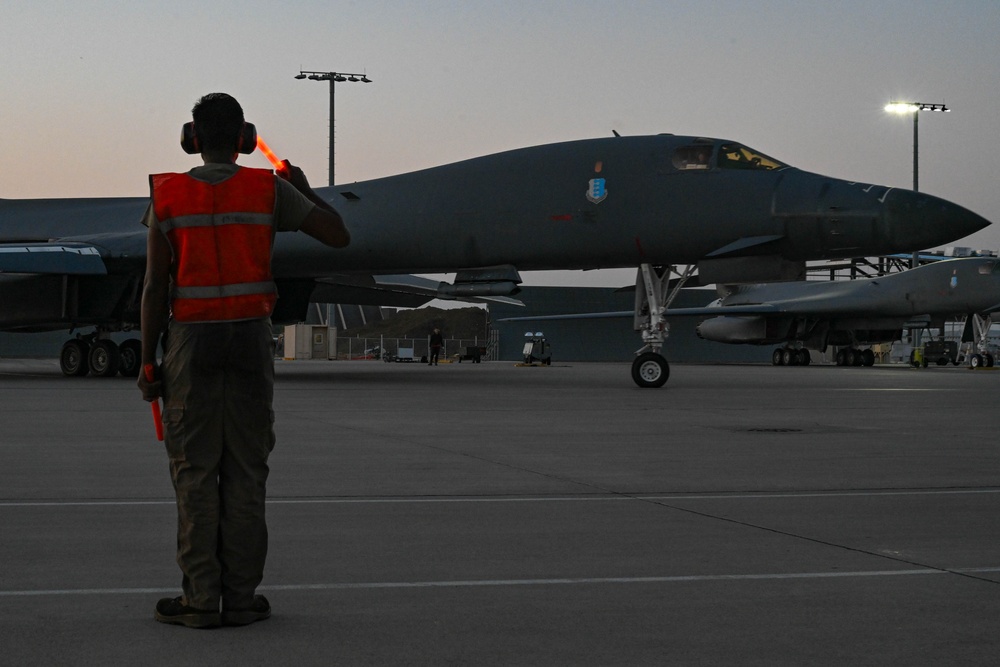 Ellsworth B-1Bs depart for Republic of Korea Air Force and Japan Air Self-Defense Force integration