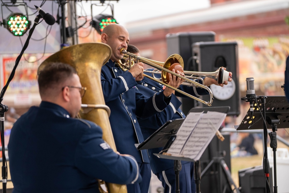 SrA Sharoff at Oregon State Fair