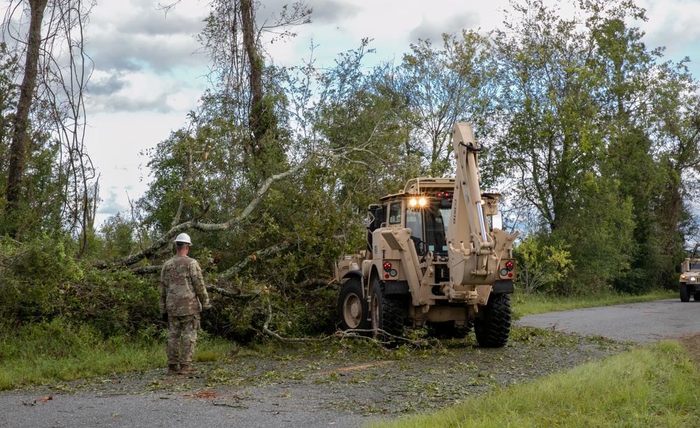 868 Engineer Company conducts road clearance operations after Hurricane Idalia