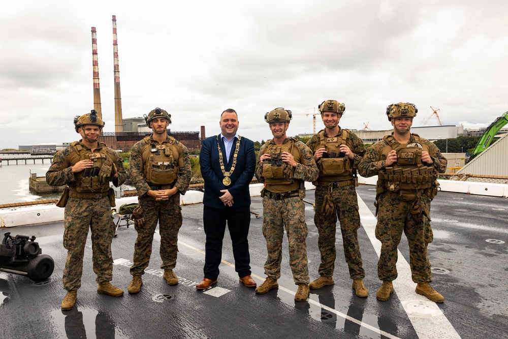 USS Mesa Verde and 26th MEU(SOC) host distinguished guests and leaders in Dublin, Ireland