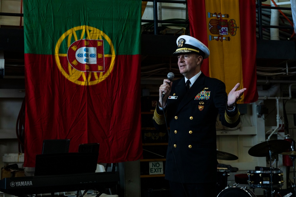 USS Mesa Verde and 26th MEU(SOC) host distinguished guests and leaders in Dublin, Ireland