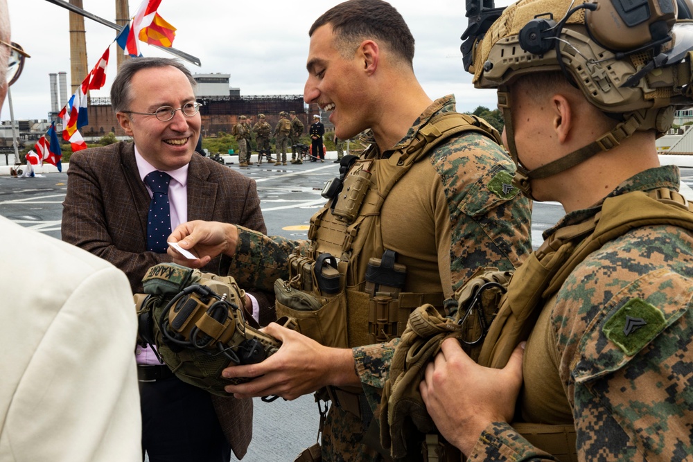 USS Mesa Verde and 26th MEU(SOC) host distinguished guests and leaders in Dublin, Ireland