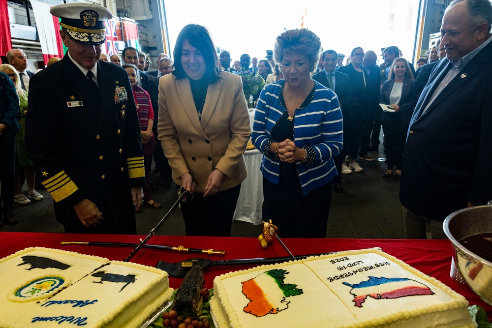 USS Mesa Verde and 26th MEU(SOC) host distinguished guests and leaders in Dublin, Ireland