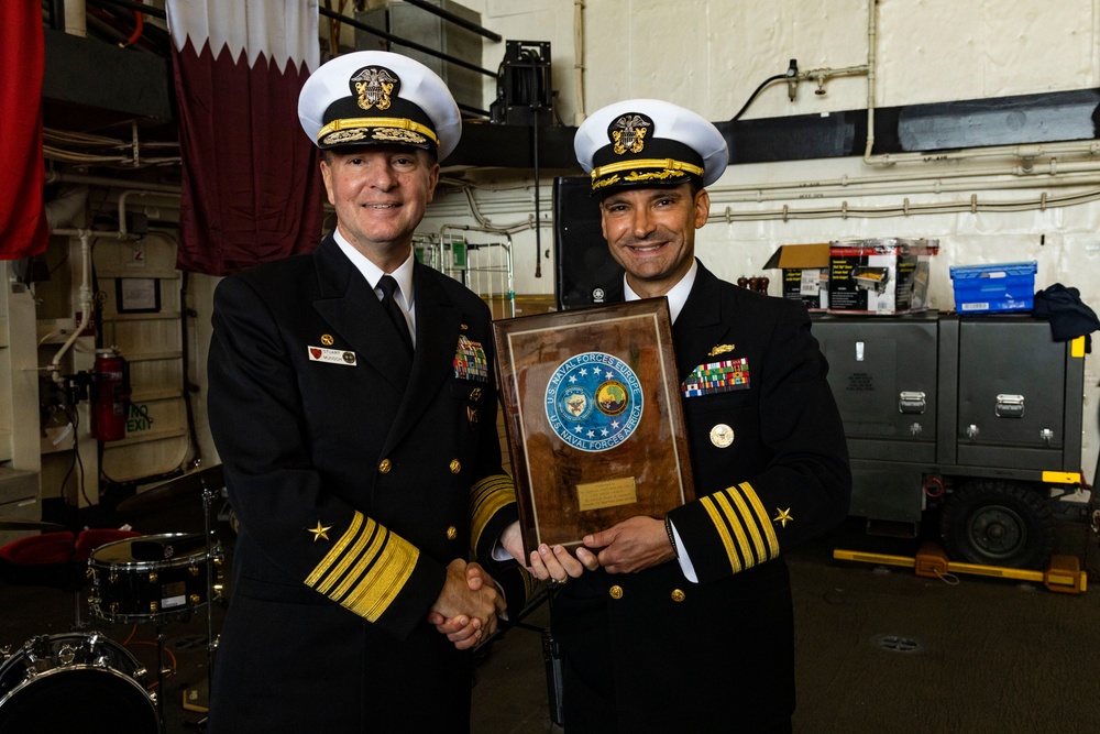 USS Mesa Verde and 26th MEU(SOC) host distinguished guests and leaders in Dublin, Ireland