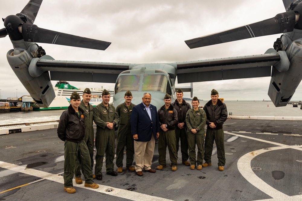 USS Mesa Verde and 26th MEU(SOC) host distinguished guests and leaders in Dublin, Ireland