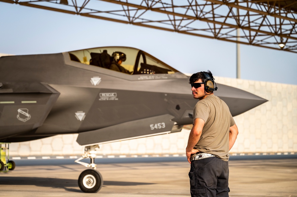 Hosting lethality: F-35s arrive at AUAB