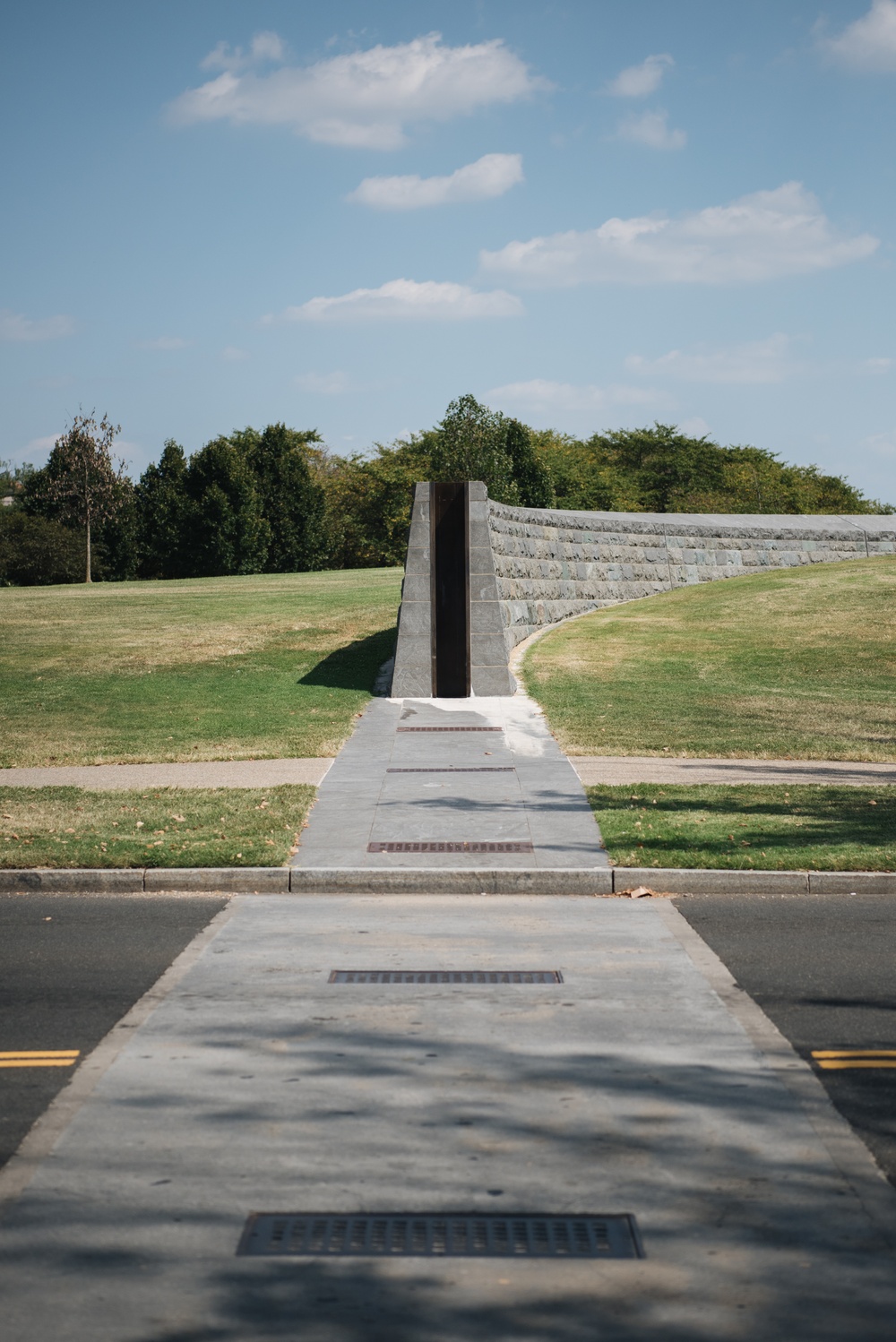 Baltimore District Hosts Netherlands for D.C. Levee Tour
