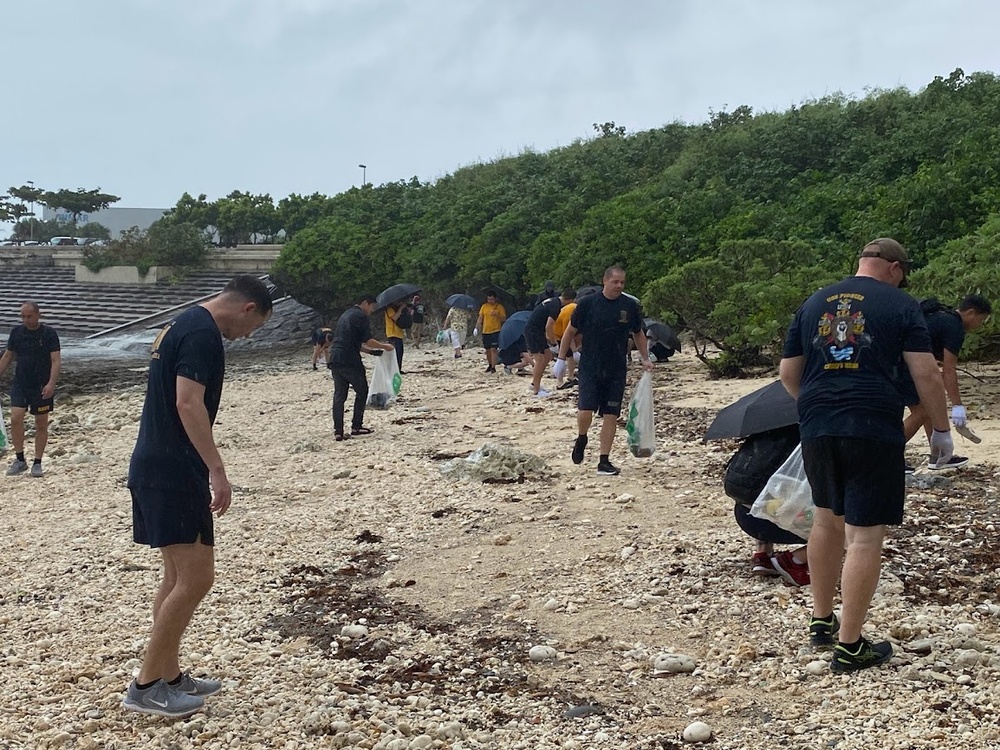 USS Pioneer Sailors and Members from the U.S. Consulate, Naha, Clean Beach on Ishigaki Island