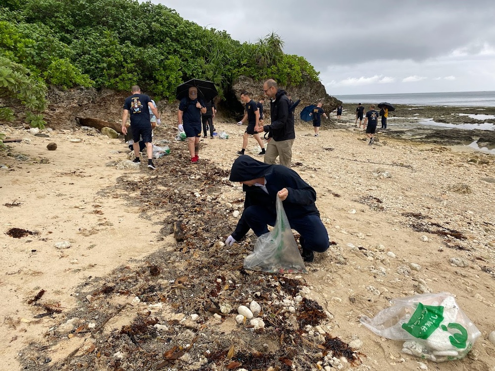 USS Pioneer Sailors and Members from the U.S. Consulate, Naha, Clean Beach on Ishigaki Island