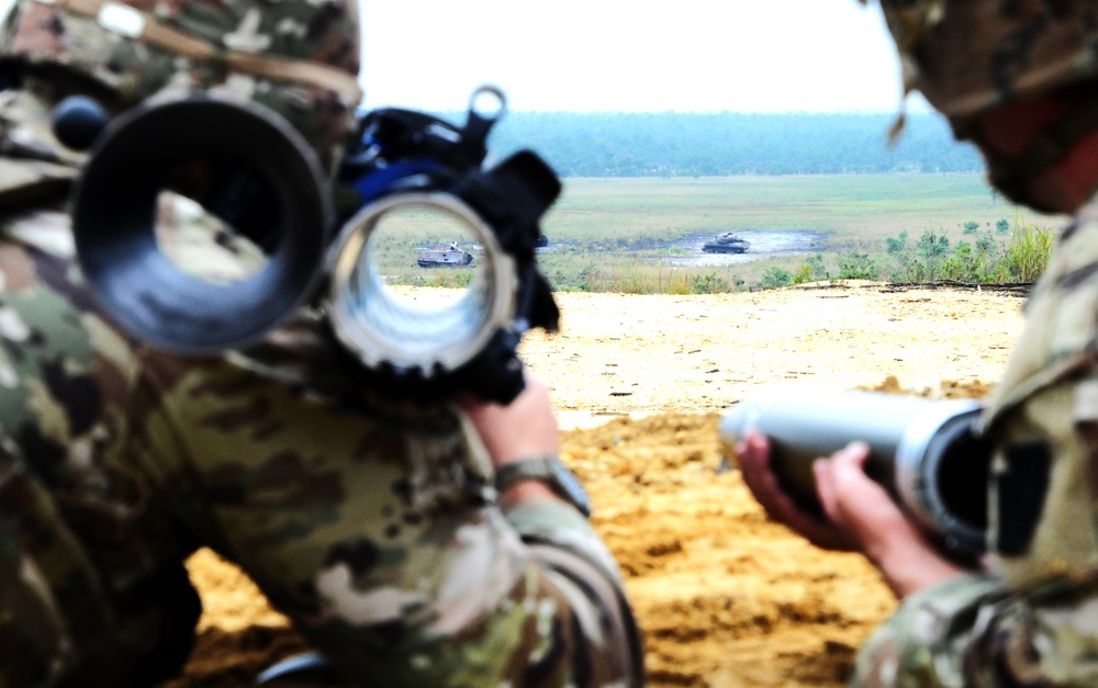 Fort Dix – 1 BN 175 INF Battalion Trains with the Carl Gustav Recoilless Rifle