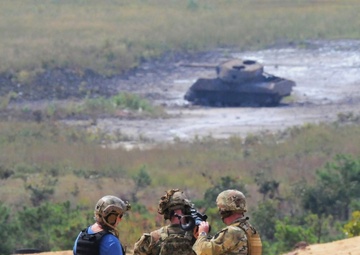 Fort Dix – 1 BN 175 INF Battalion Trains with the Carl Gustav Recoilless Rifle