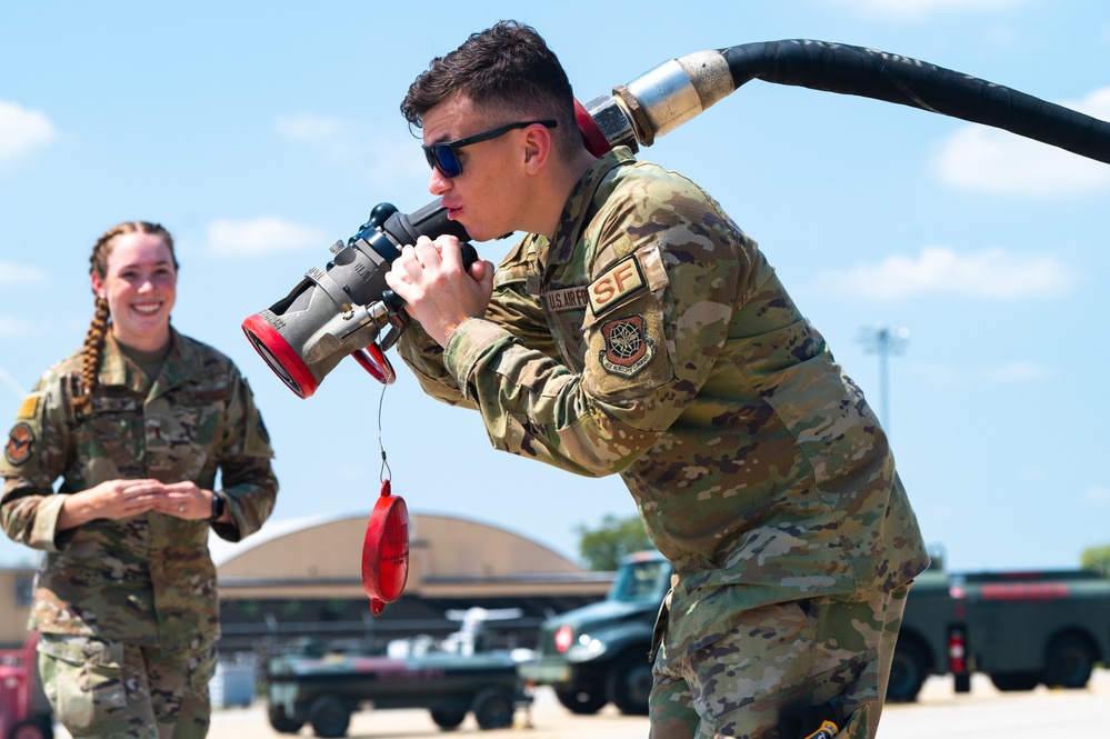 375th LRS holds immersion tour for 375th MSG Airmen