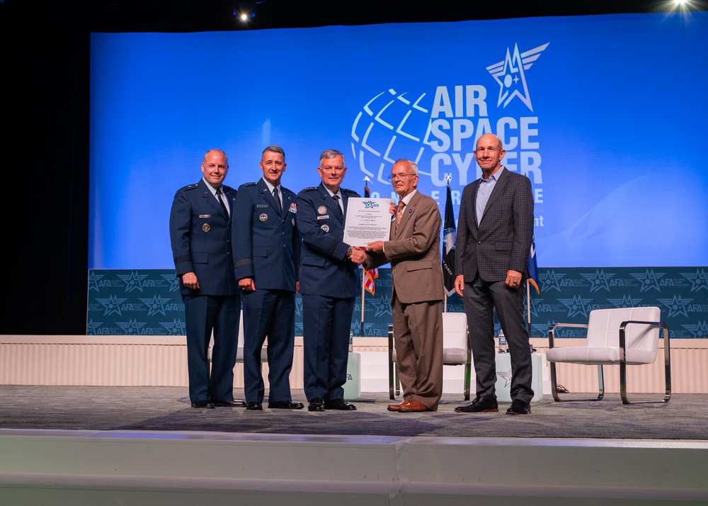 USNORTHCOM, NORAD Commander Presented H. H. Arnold Award