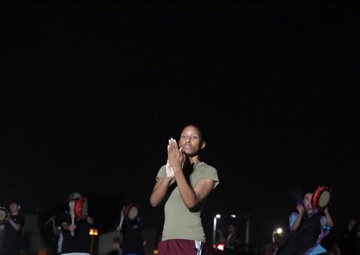 US SERVICE MEMBERS SHOWCASE OKINAWAN EISA DRUM DANCE / 在沖海兵隊員、地域住民にエイサー披露