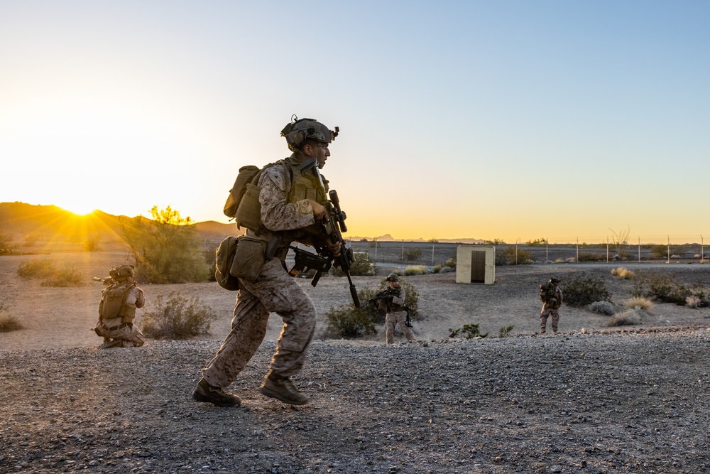 3/2 Marines Conduct CASEVAC Training