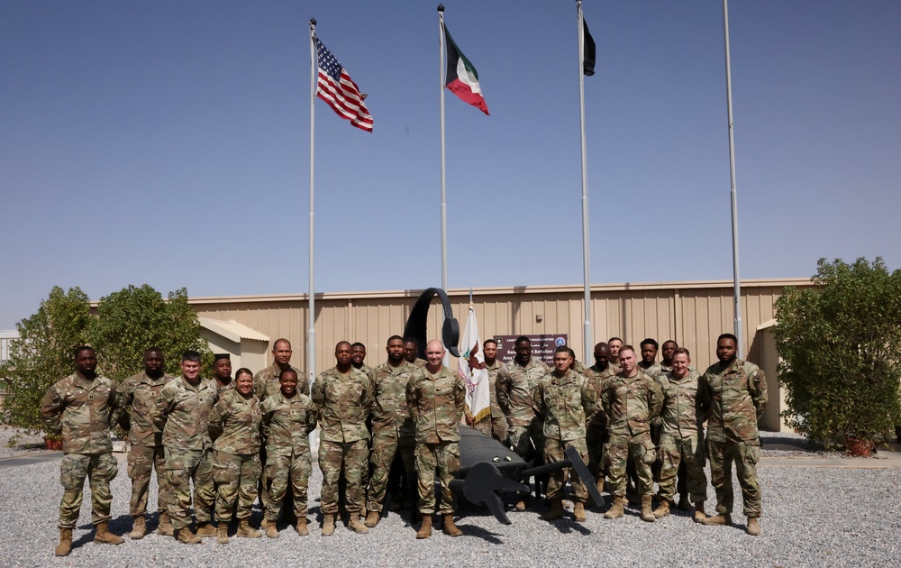 BSB, Group photo