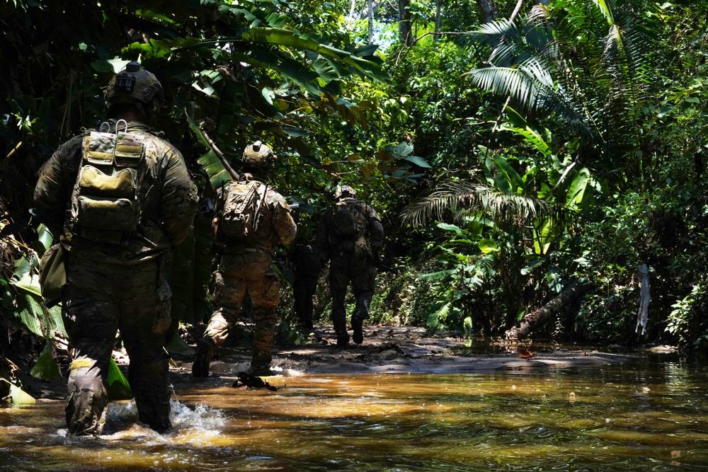 ADLA/ Relámpago 2023: Personnel Recovery Training