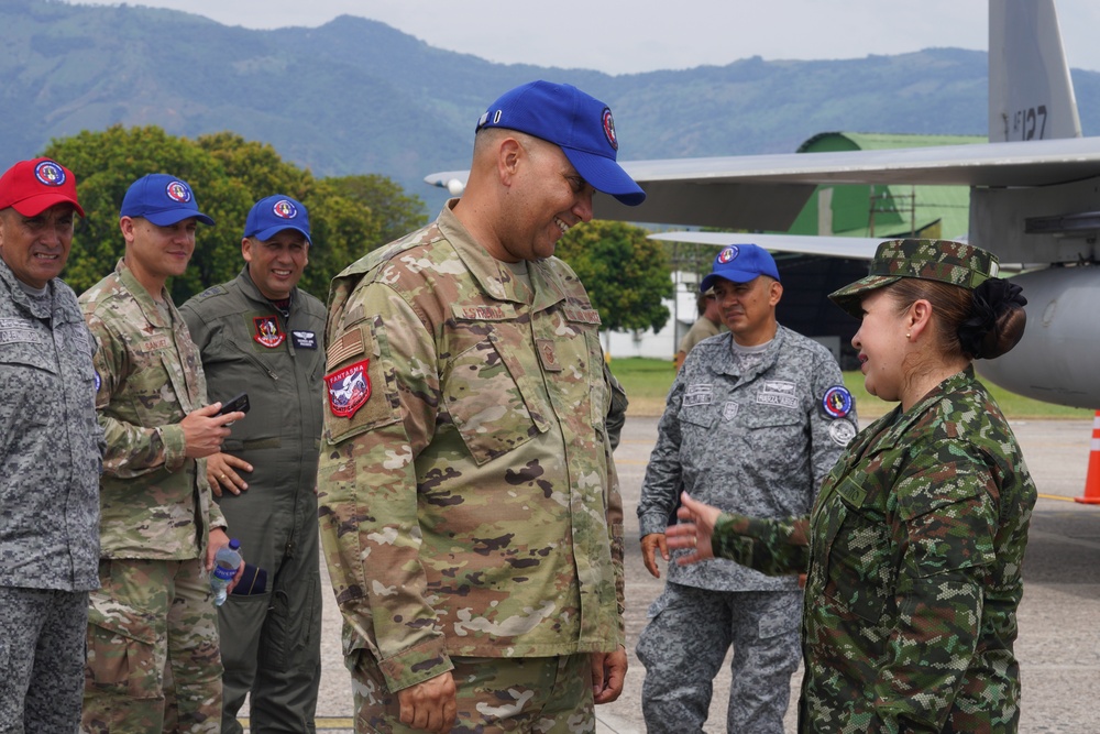 ADLA/ Relámpago 2023: Colombian Sergeant Major of the Combined Command visit