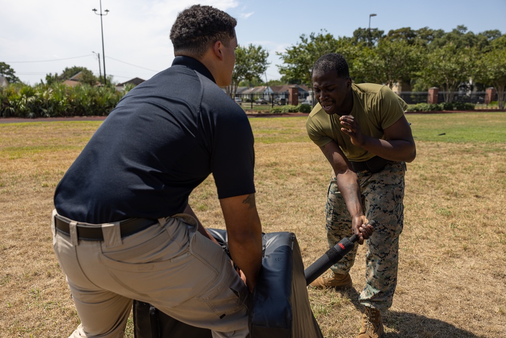 Marine Force Reserve PMO Hosts OC Maneuver Course