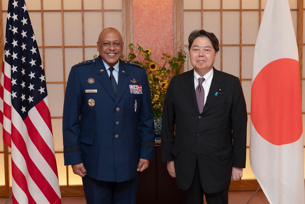 USSTRATCOM Commander’s visit to Japan