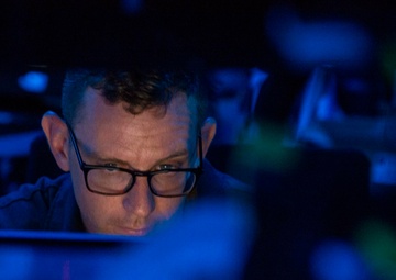 USS Paul Hamilton Combat Information Center Operations