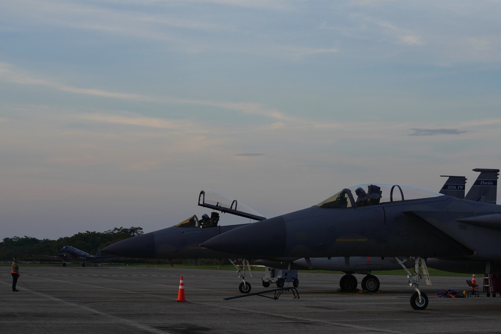 ADLA/ Relámpago 2023: Night Sortie