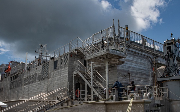 USNS Burlington Arrives in Trinidad and Tobago