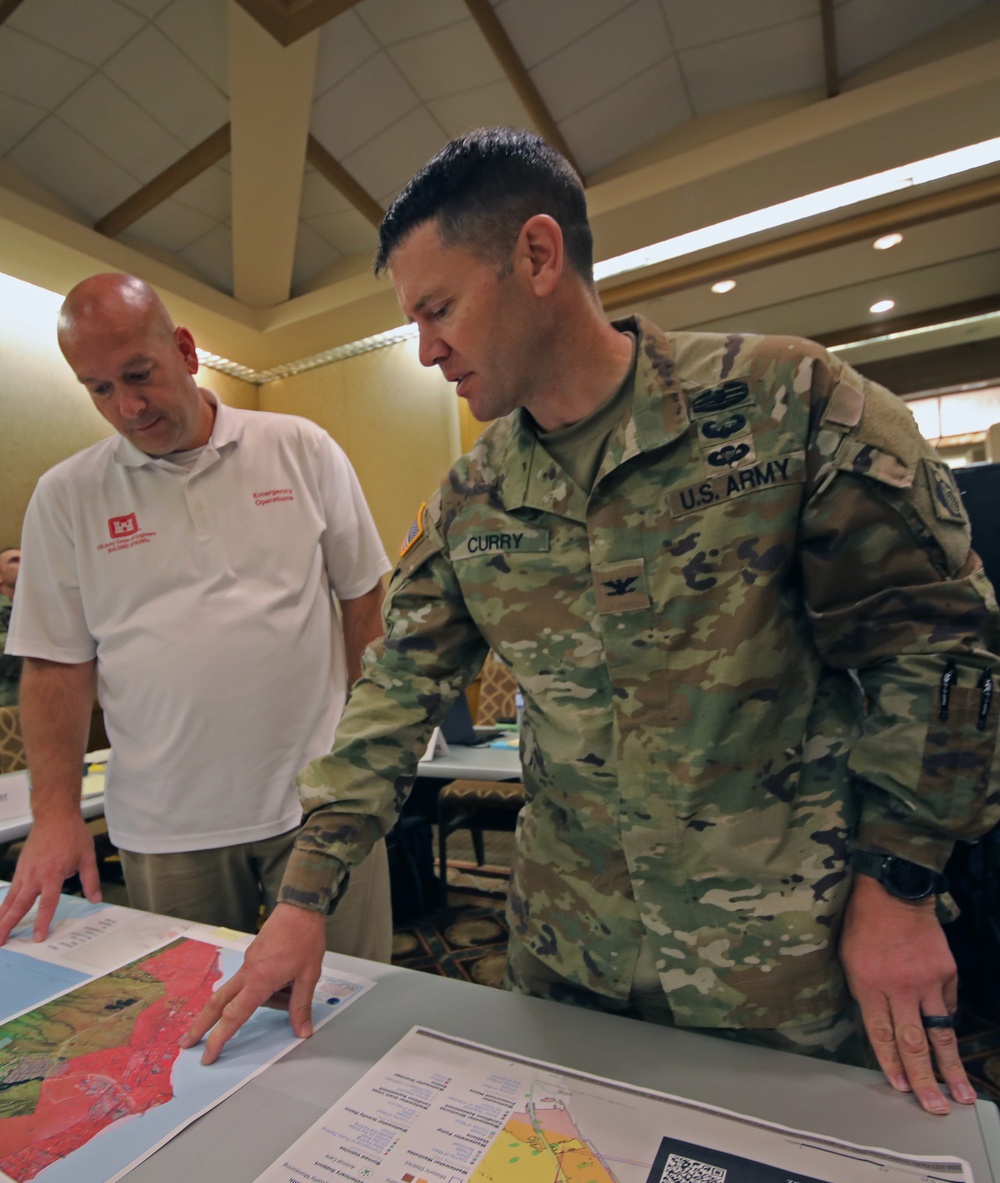 Debris SME briefs field office commander