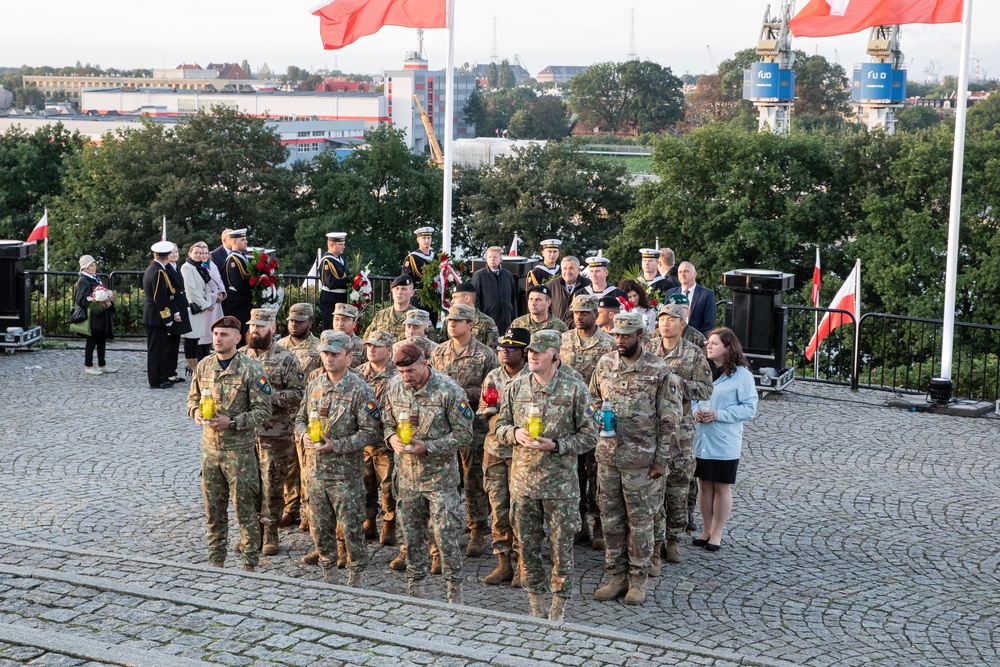 Task Force Ivy Soldiers Participate in Historic Tour of Gdansk