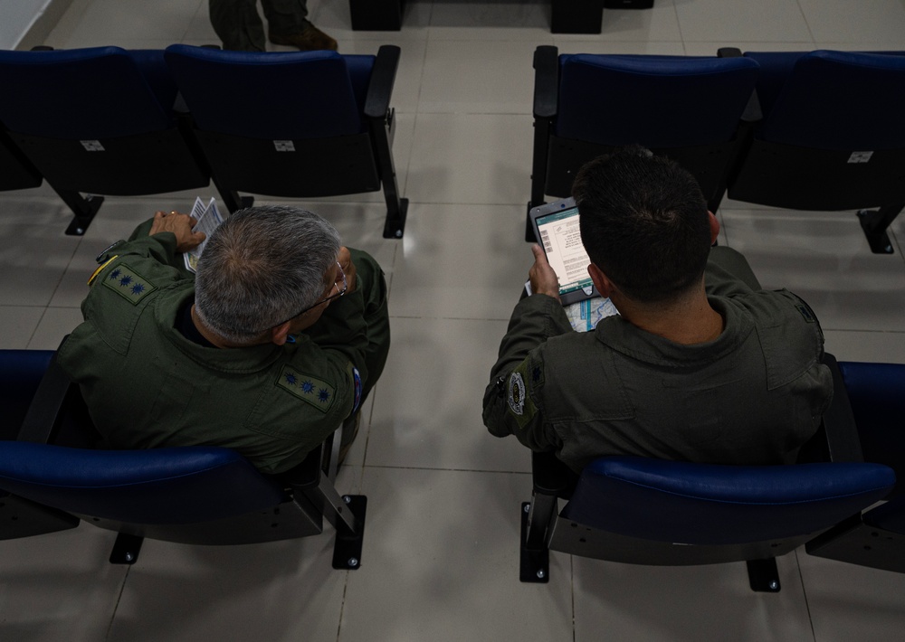 Relampago VIII / ADLA 2023; Maj. Gen. Carlos Fernando Silva Rueda flight with 125th FW