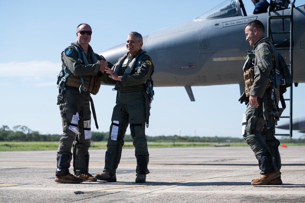 Relampago VIII / ADLA 2023; Maj. Gen. Carlos Fernando Silva Rueda flight with 125th FW