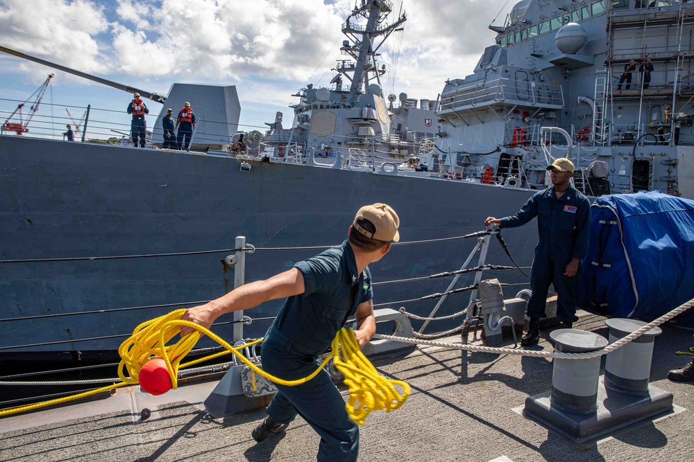 USS Benfold Returns to Home Port