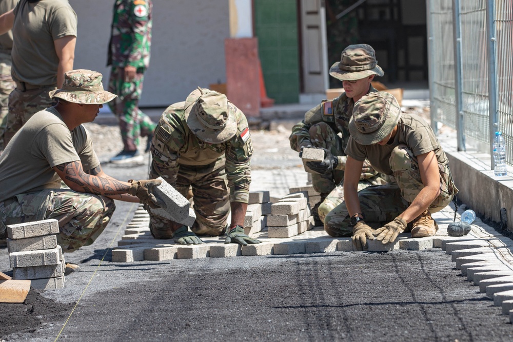 770th Engineers and TNI build a School and Library