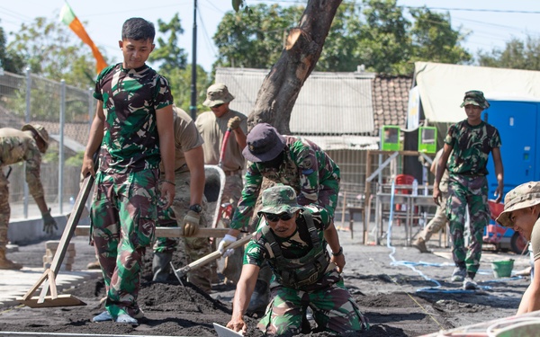 770th Engineers and TNI build a School and Library