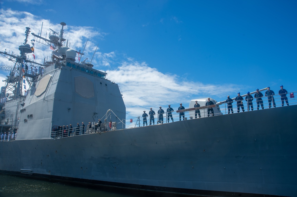 USS Shiloh departs Yokosuka, Japan after 17 years of forward-deployed service