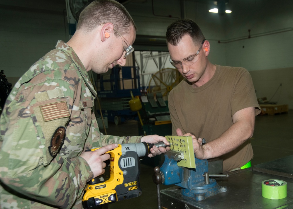 Offutt maintainer’s innovation saves time, money