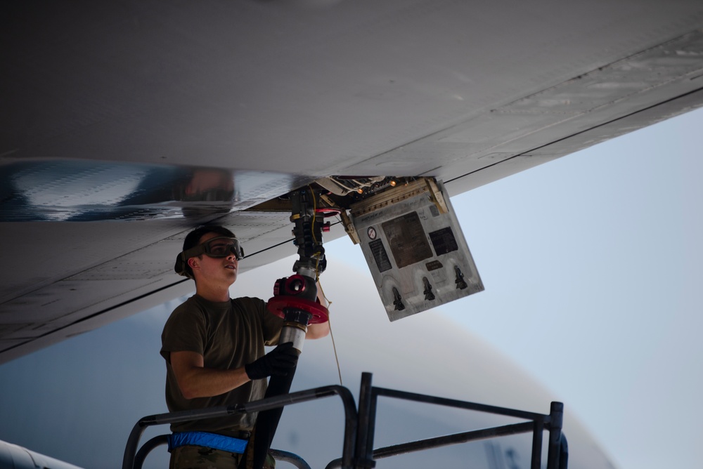 60th AMW Coducts Cargo Movement at Mountain Home AFB