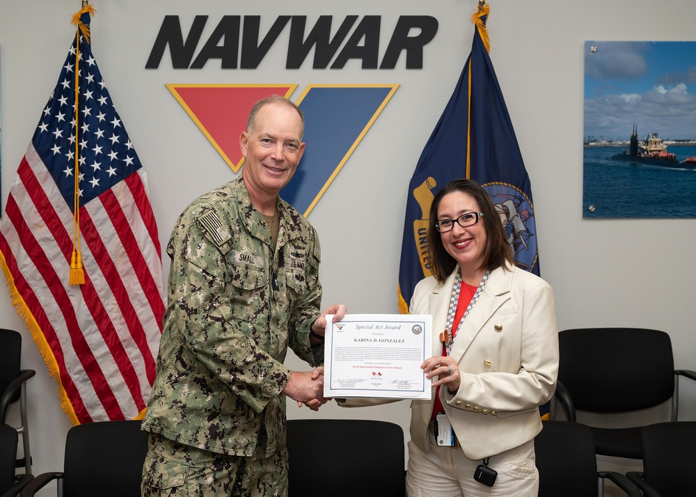 NAVWAR Employee Receives Special Act Award