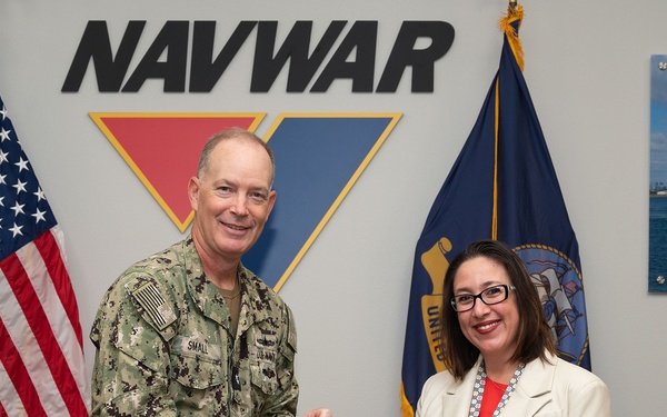 NAVWAR Employee Receives Special Act Award