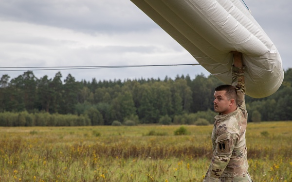 CEMA Soldiers prepare aerostat for launch
