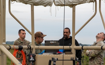 CEMA Soldiers prepare aerostat for launch