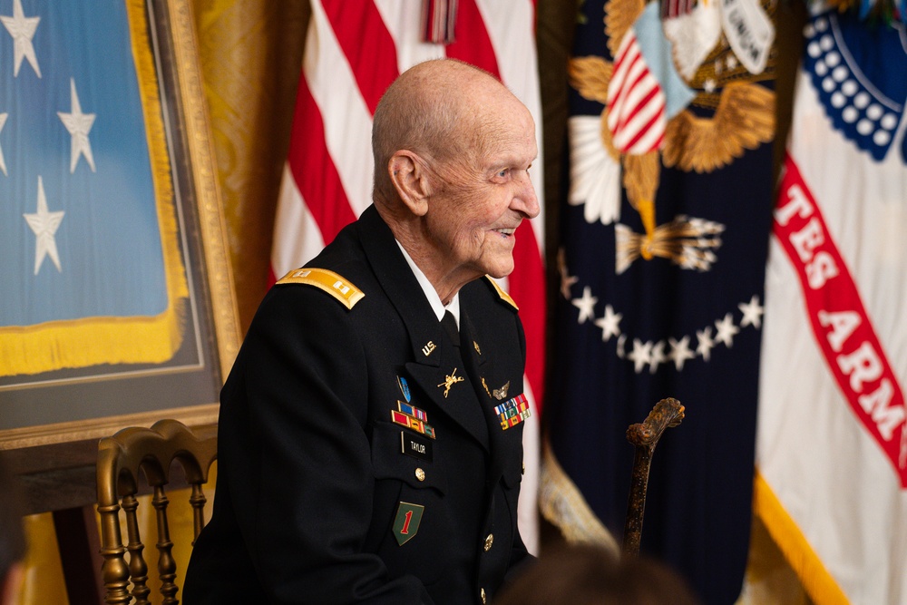 Army Capt. Larry L. Taylor Awarded Medal of Honor