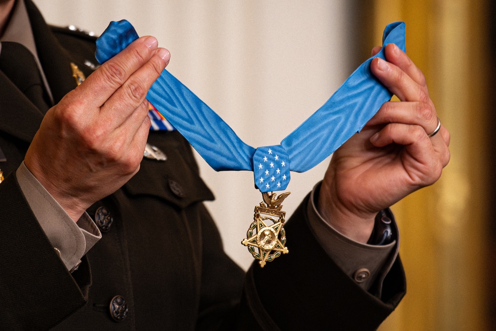 Army Capt. Larry L. Taylor Awarded Medal of Honor