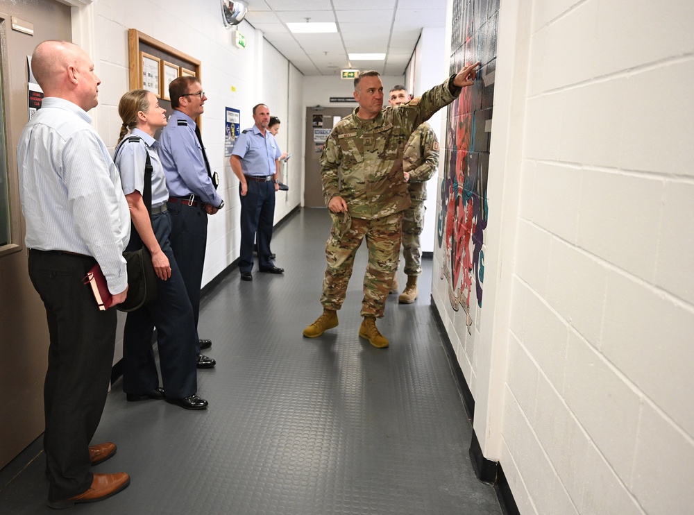 ISTAR visits RAF Mildenhall to give thanks to Airmen for support with RAF RC-135s